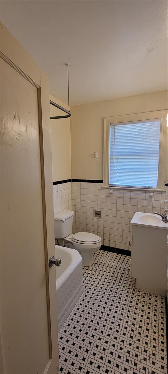 207 NE BLVD BLVD #4, GAINESVILLE, FL, 32601