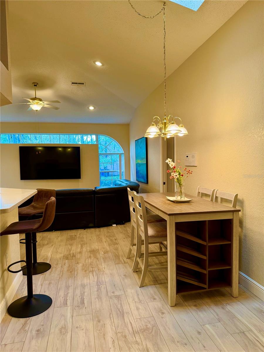 9448 TOOKE SHORE DR, WEEKI WACHEE, FL, 34613