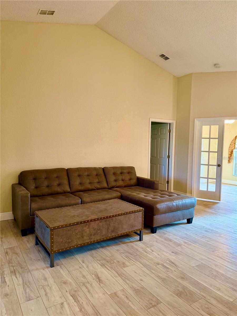 9448 TOOKE SHORE DR, WEEKI WACHEE, FL, 34613