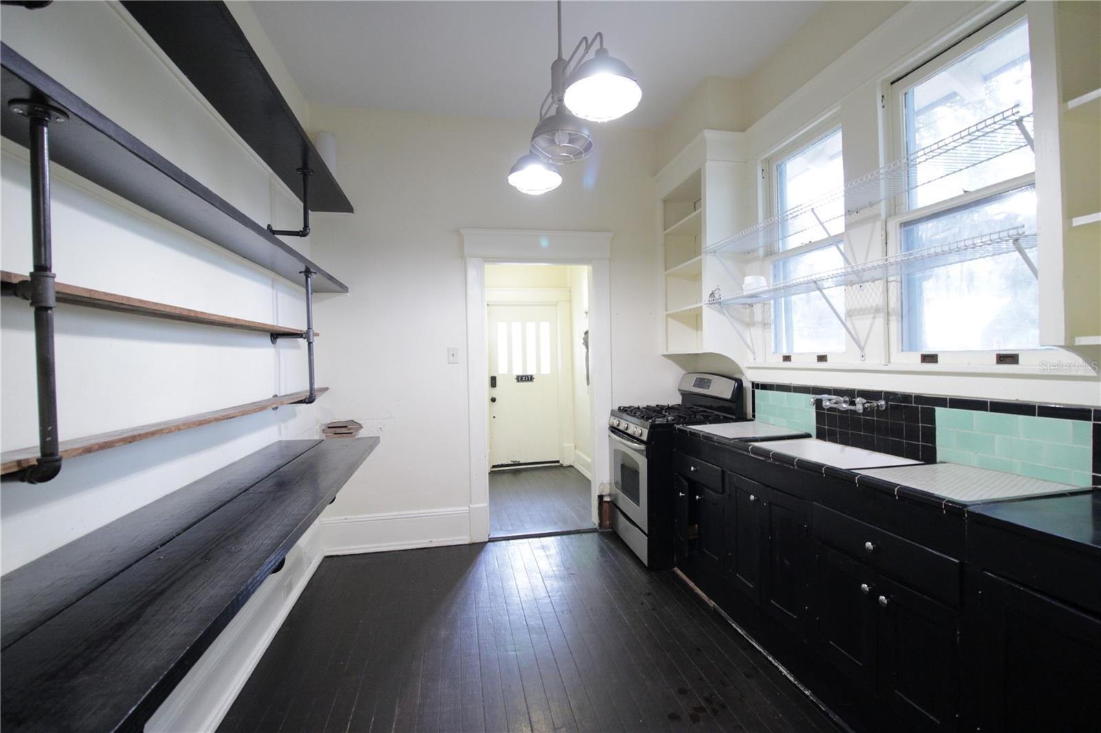 834 E UNIVERSITY AVE, GAINESVILLE, FL, 32601