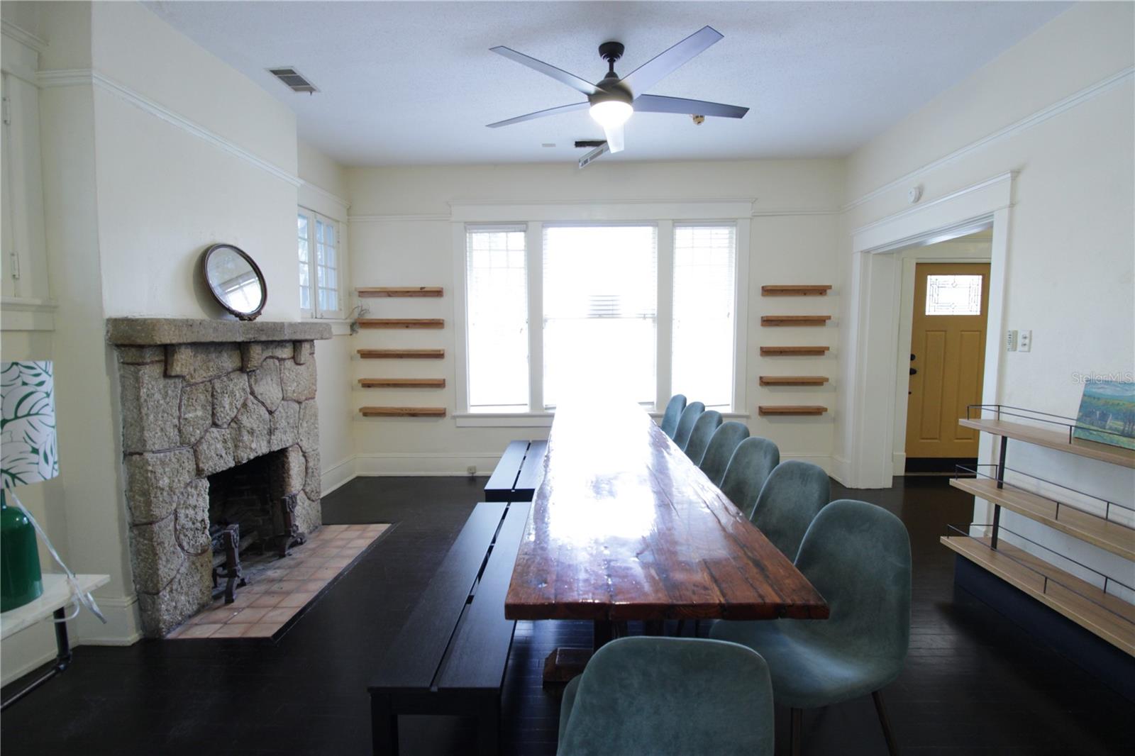 834 E UNIVERSITY AVE, GAINESVILLE, FL, 32601