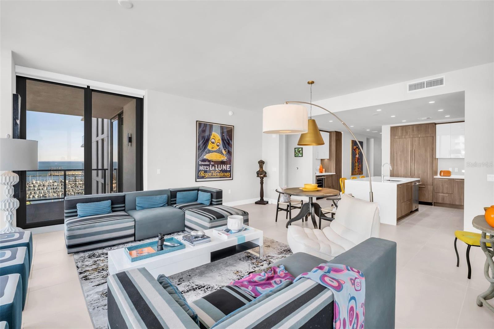 301 1ST ST S #1404, ST PETERSBURG, FL, 33701