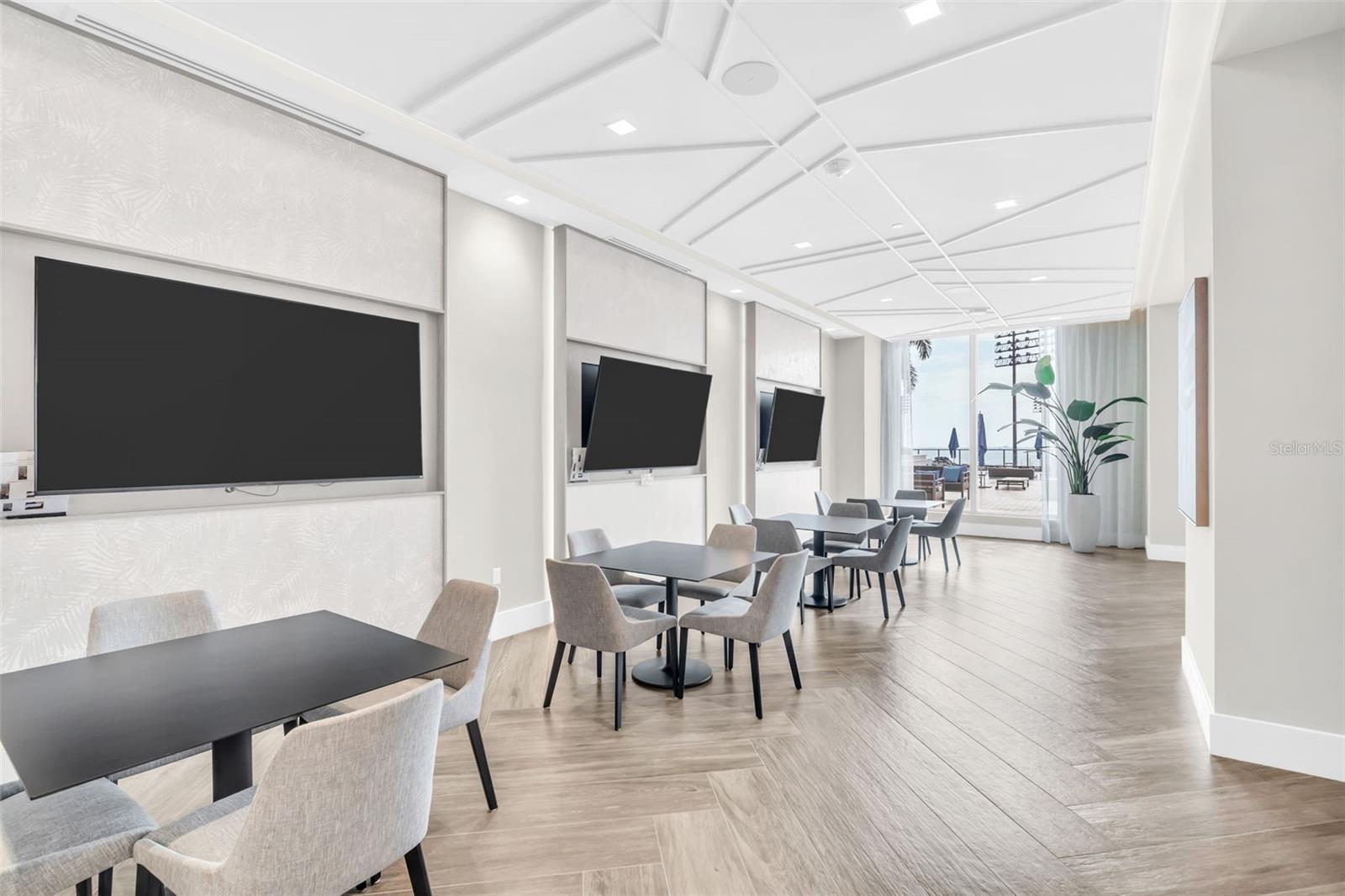 301 1ST ST S #1404, ST PETERSBURG, FL, 33701