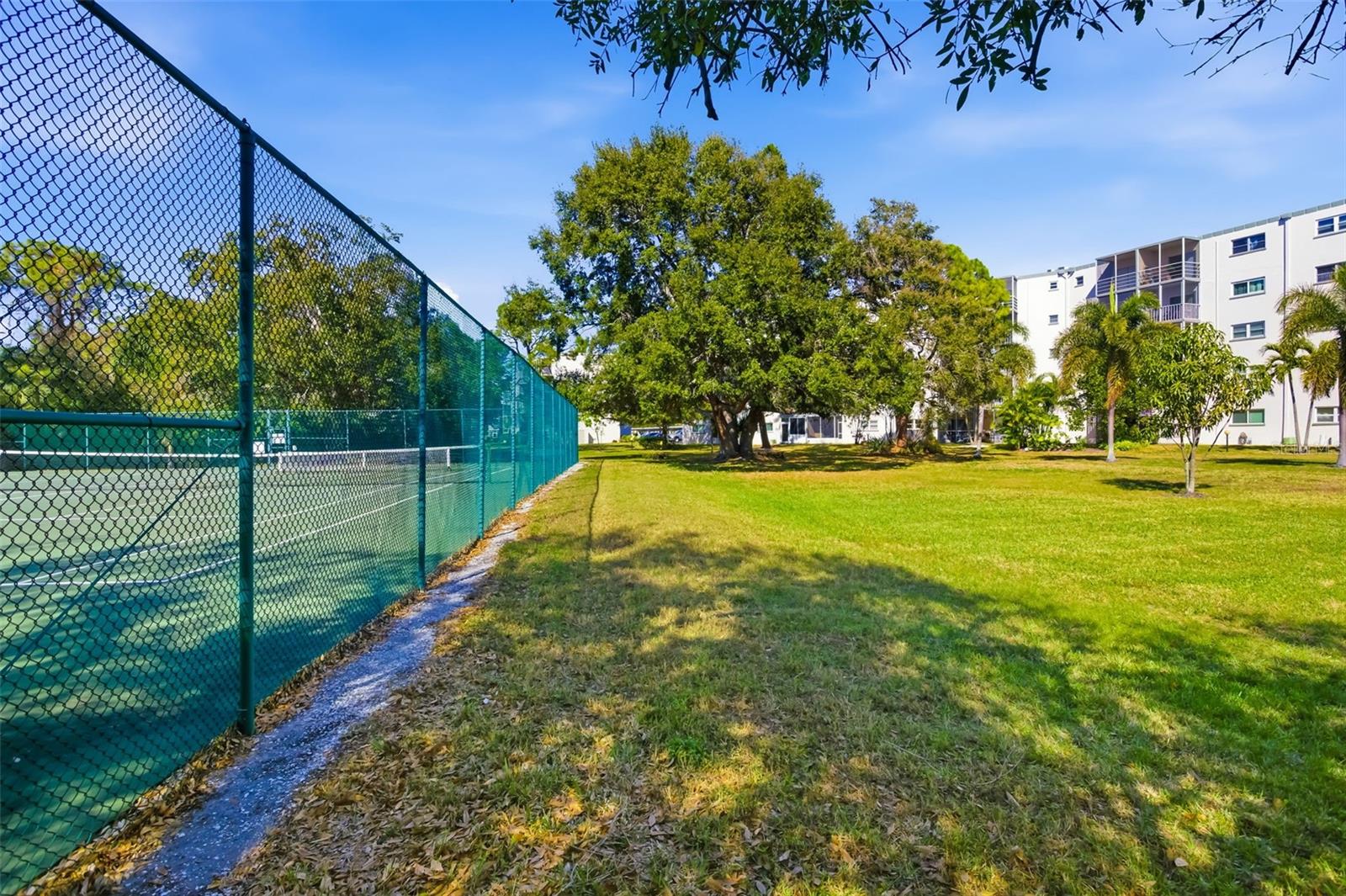 4460 IRONWOOD CIR #301A, BRADENTON, FL, 34209