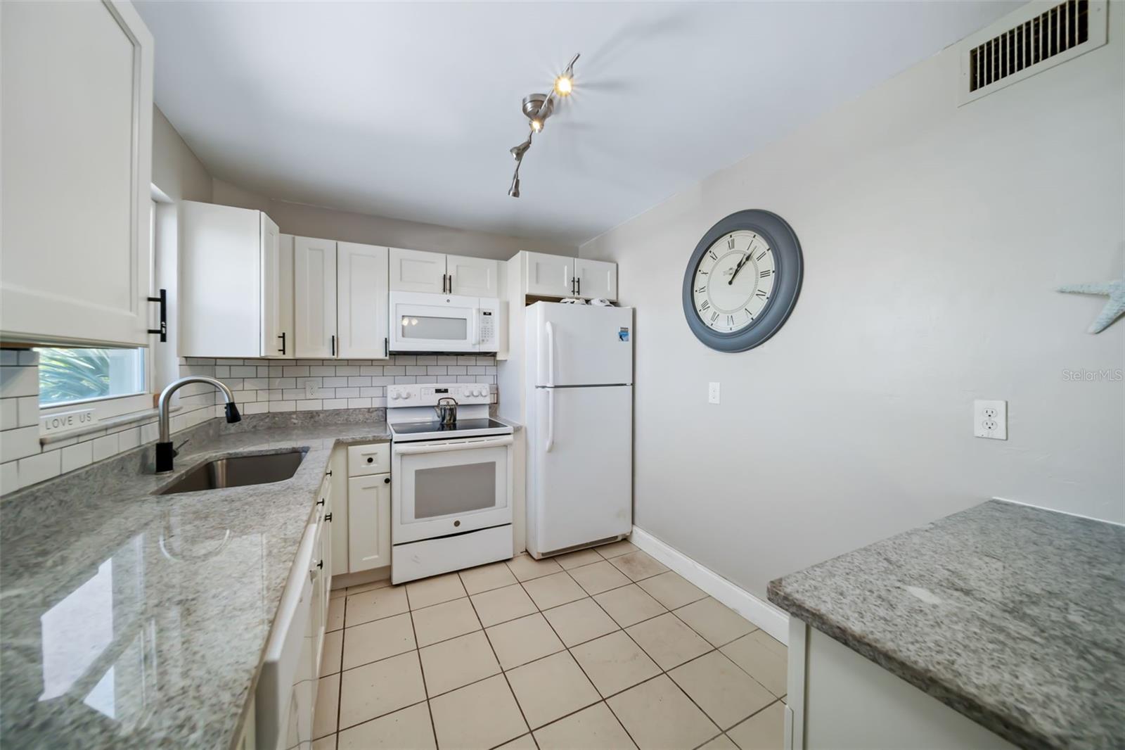 4460 IRONWOOD CIR #301A, BRADENTON, FL, 34209