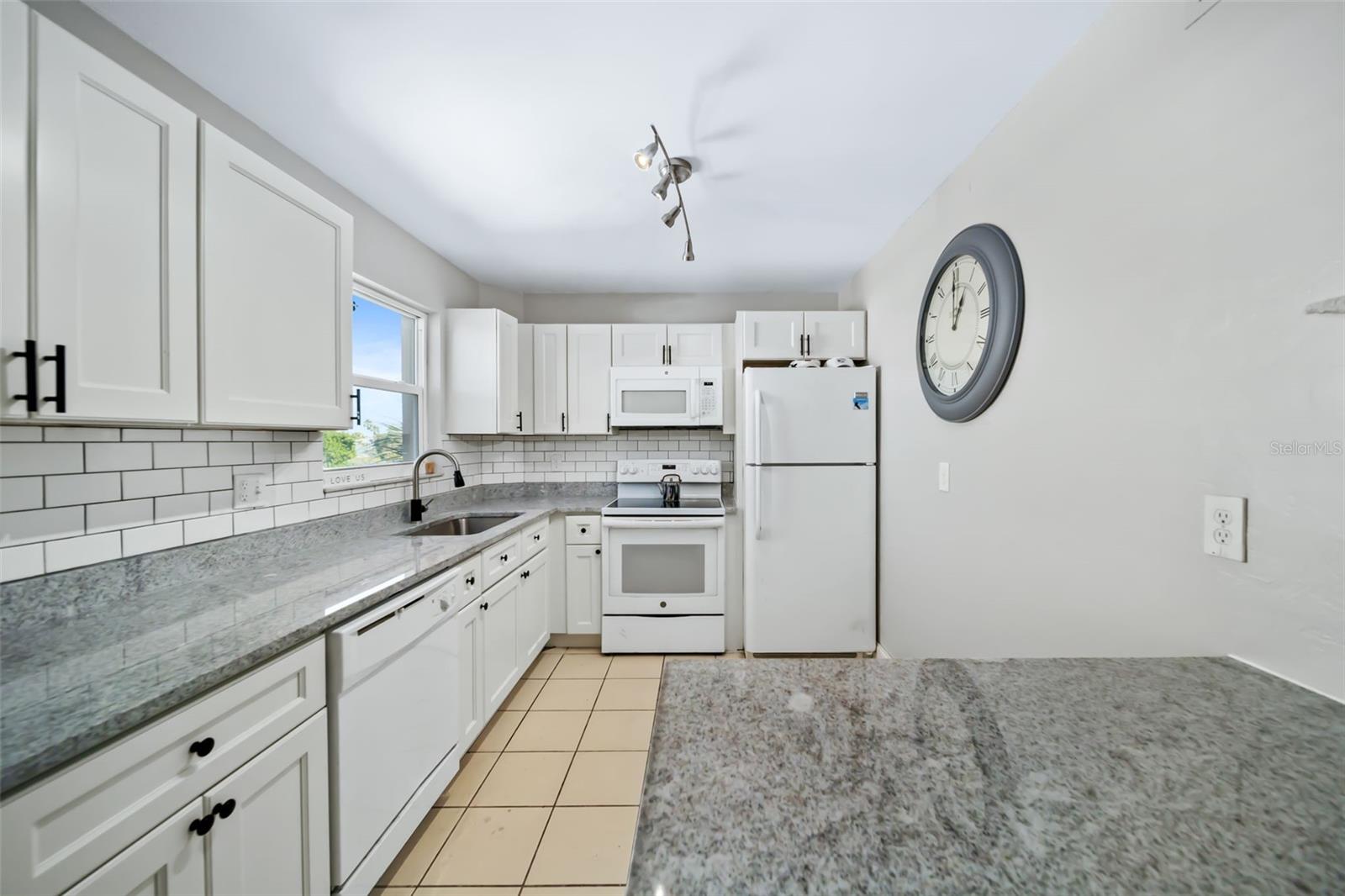 4460 IRONWOOD CIR #301A, BRADENTON, FL, 34209