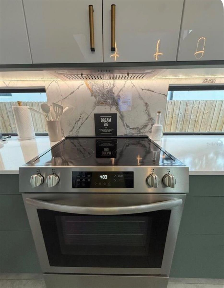 1642 TRIANGLE AVE, ORLANDO, FL, 32806