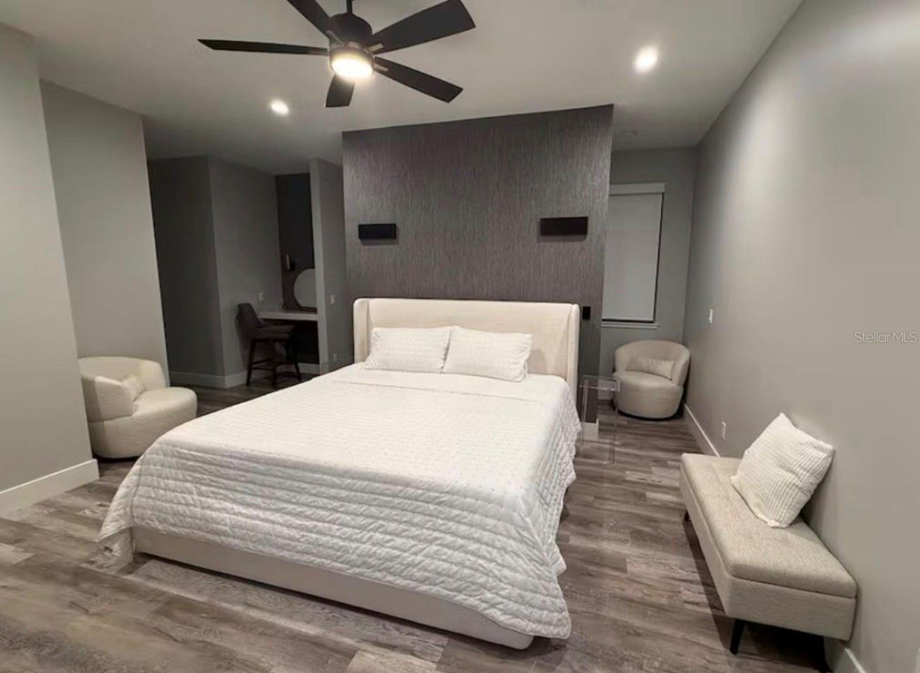 1642 TRIANGLE AVE, ORLANDO, FL, 32806