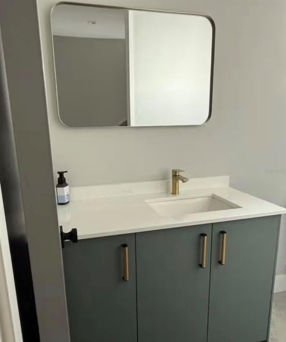 1642 TRIANGLE AVE, ORLANDO, FL, 32806