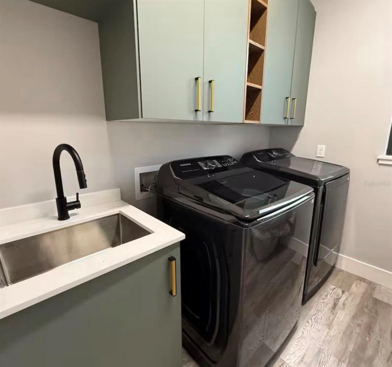 1642 TRIANGLE AVE, ORLANDO, FL, 32806