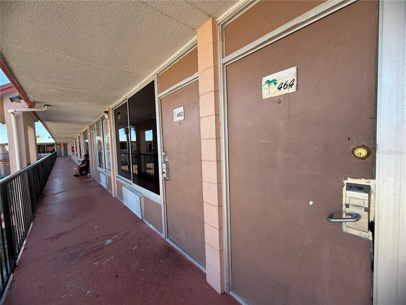 O6378956 Property Photo