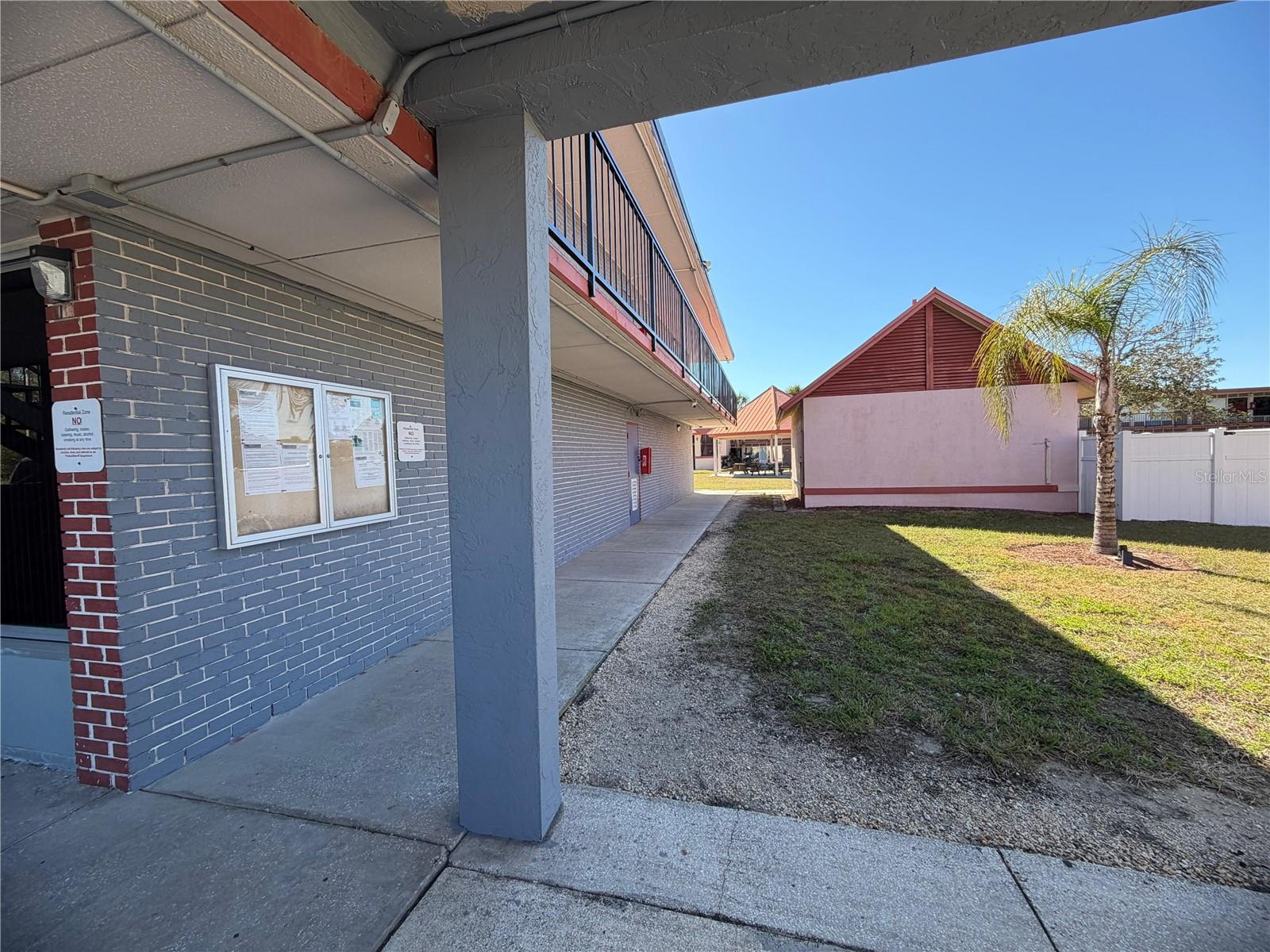 O6378956 Property Photo