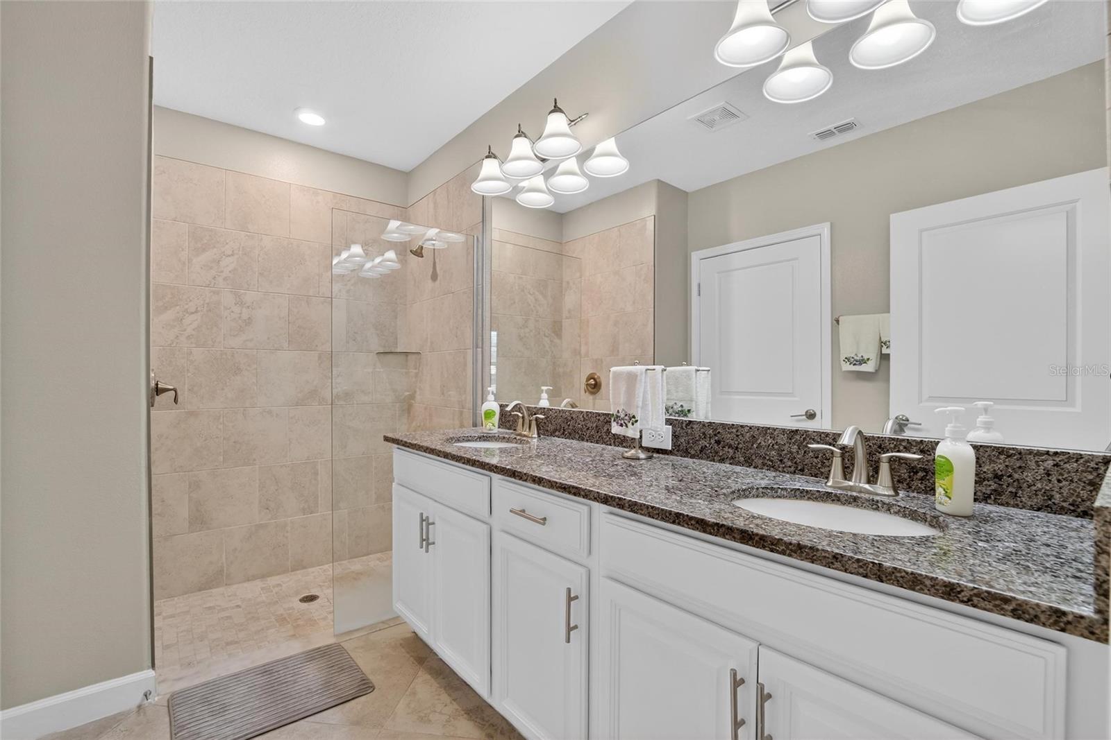 5328 STOIC VALE DR, WIMAUMA, FL, 33598