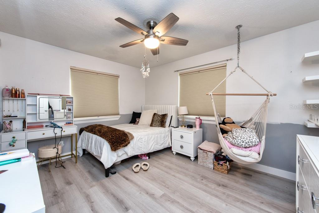 4110 MEADOW RUN LN, WESLEY CHAPEL, FL, 33543