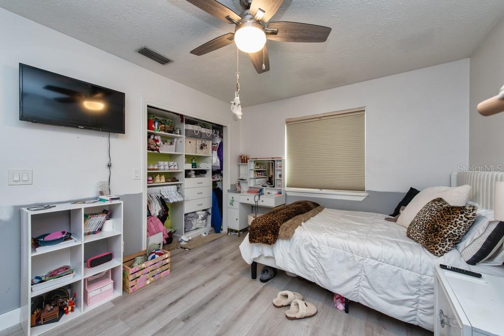 4110 MEADOW RUN LN, WESLEY CHAPEL, FL, 33543