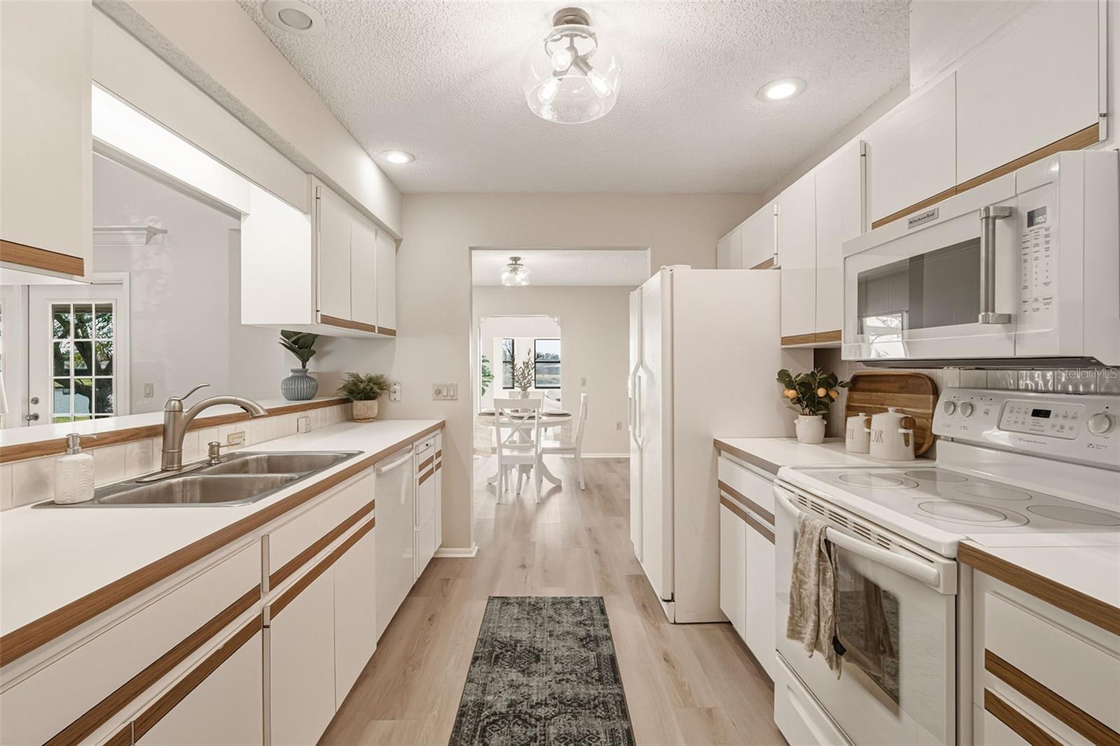 3308 MEADOW RUN CIR, VENICE, FL, 34293