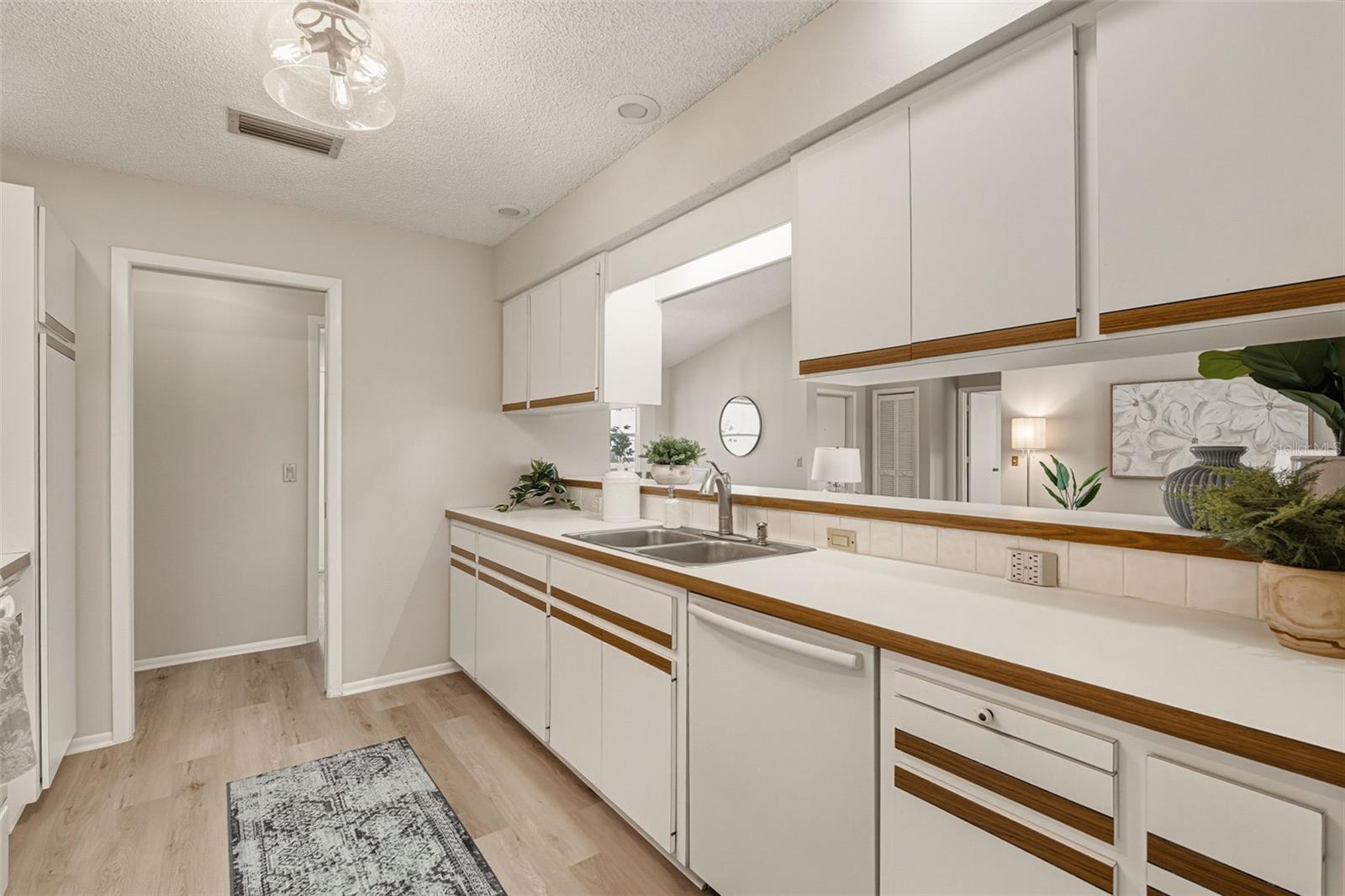 3308 MEADOW RUN CIR, VENICE, FL, 34293