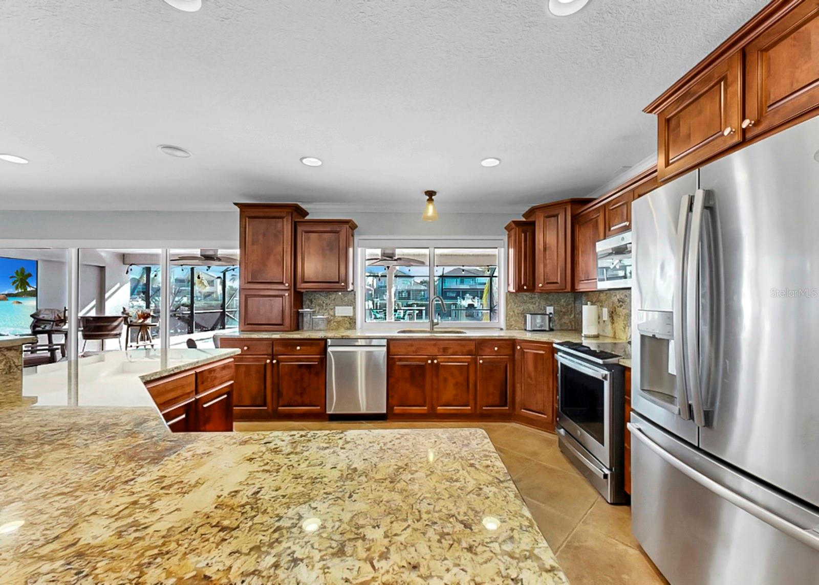 6317 COCOA LN, APOLLO BEACH, FL, 33572