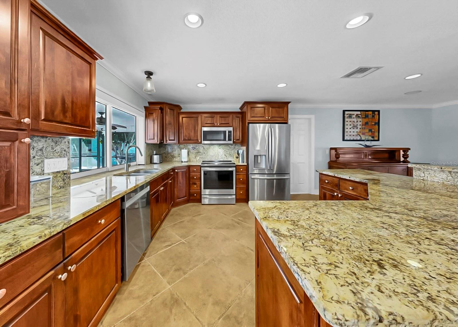 6317 COCOA LN, APOLLO BEACH, FL, 33572