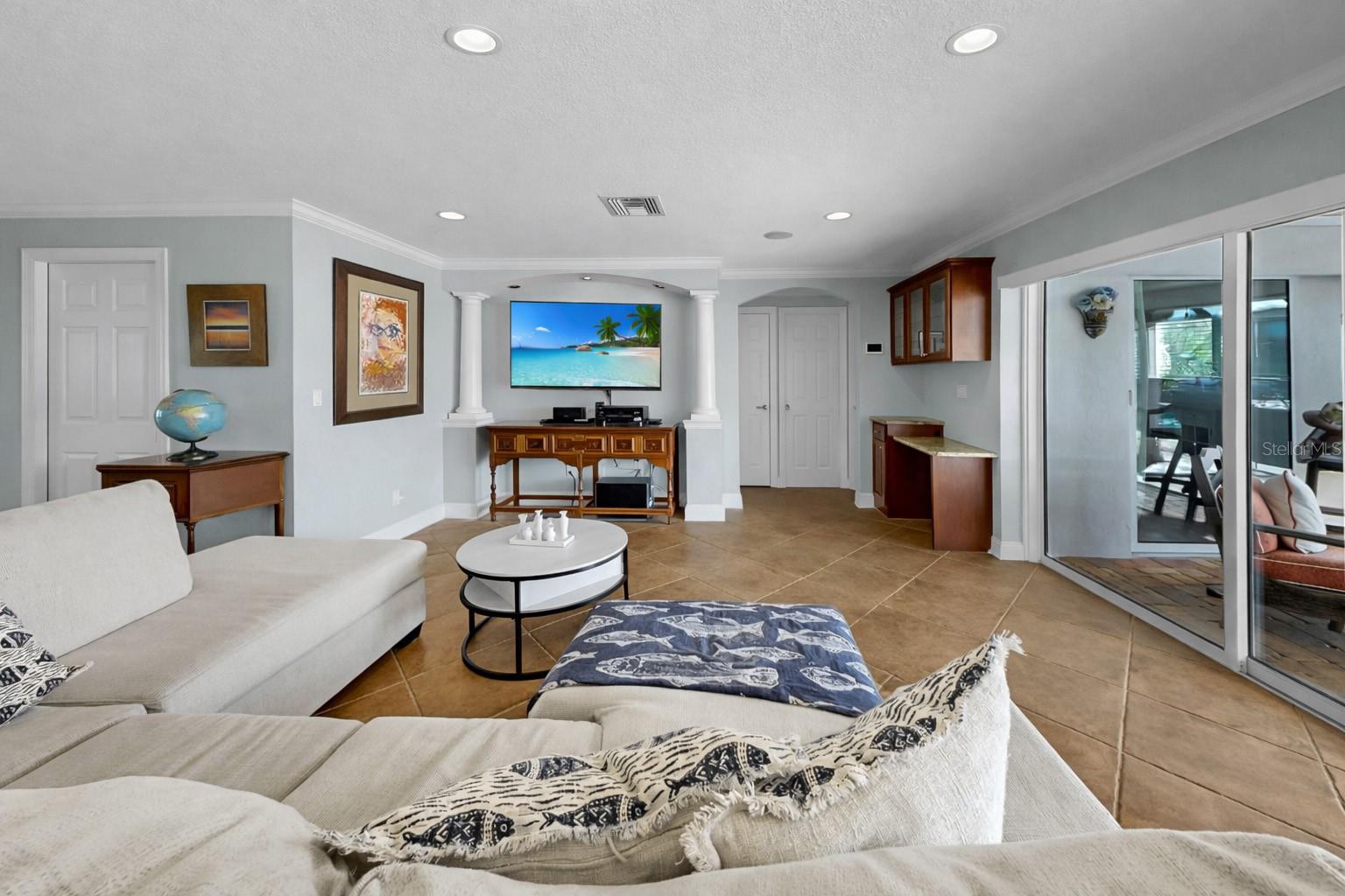 6317 COCOA LN, APOLLO BEACH, FL, 33572