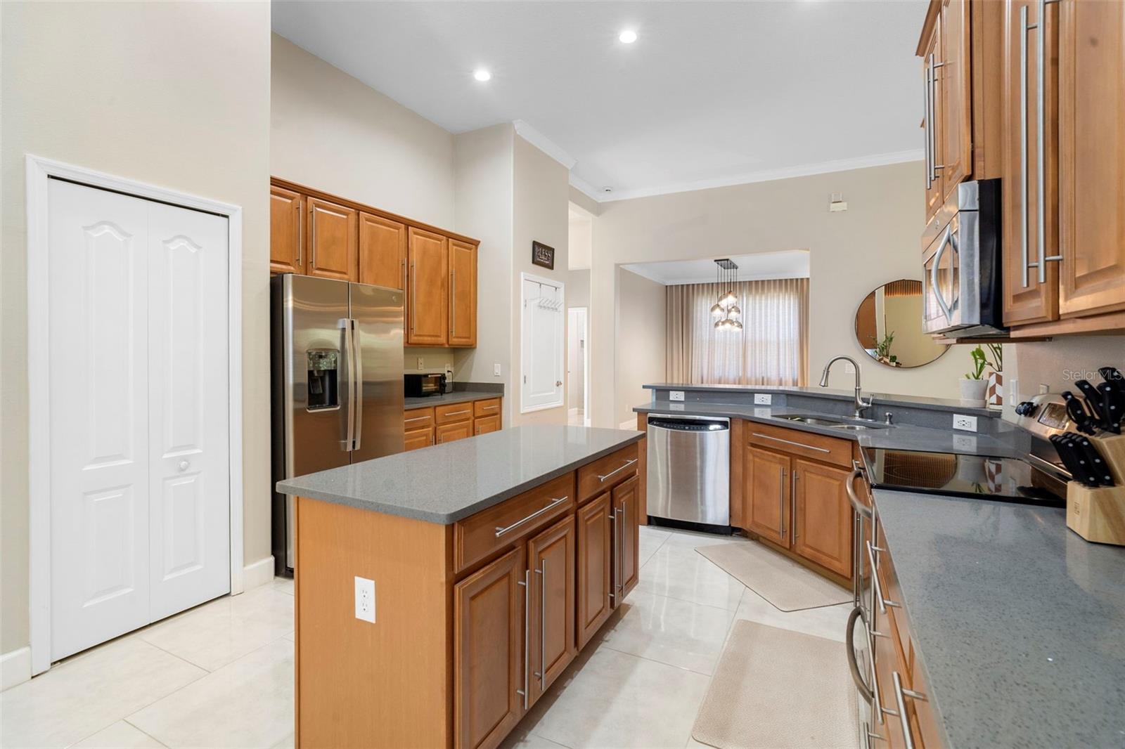 2413 COURTOWN CT, ORLANDO, FL, 32824