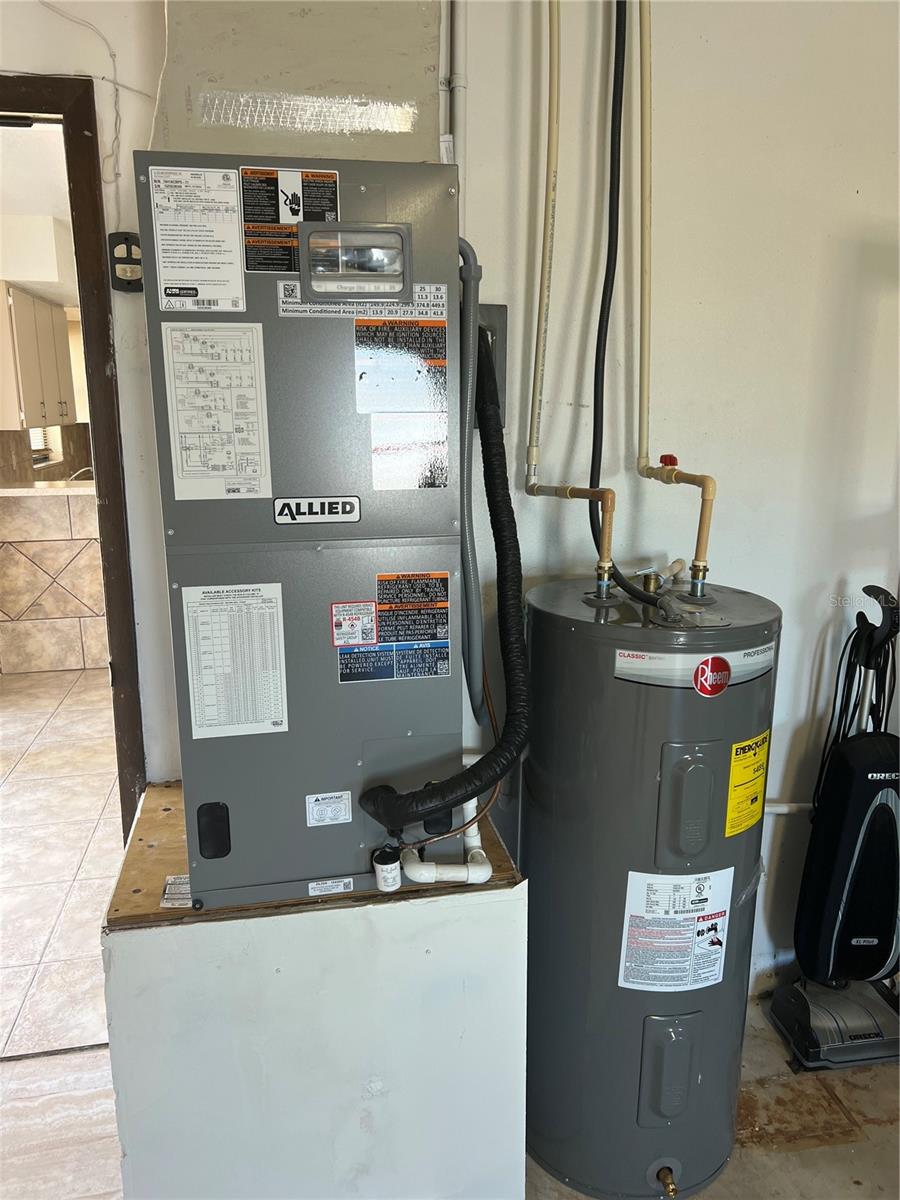 355 SPRING LAKE BLVD NW, PORT CHARLOTTE, FL, 33952