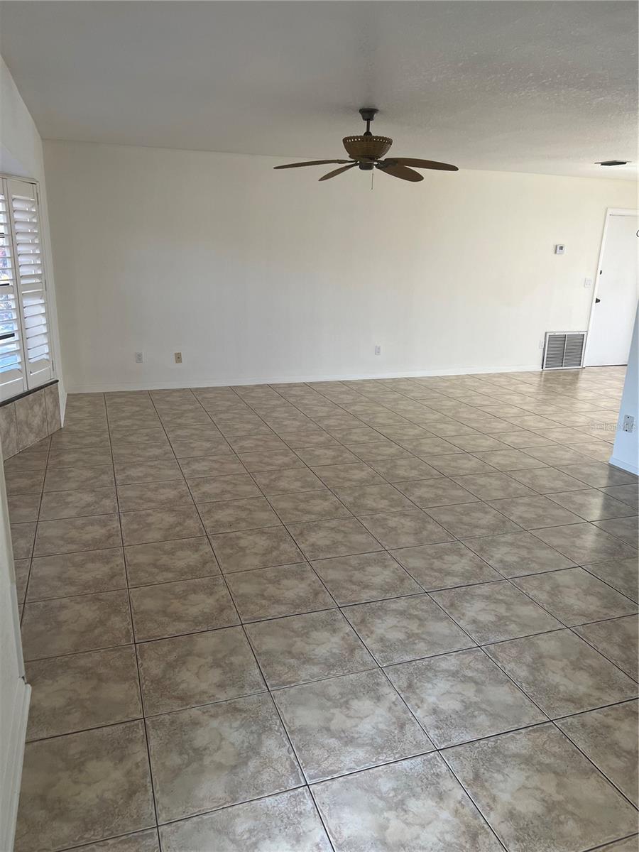 355 SPRING LAKE BLVD NW, PORT CHARLOTTE, FL, 33952