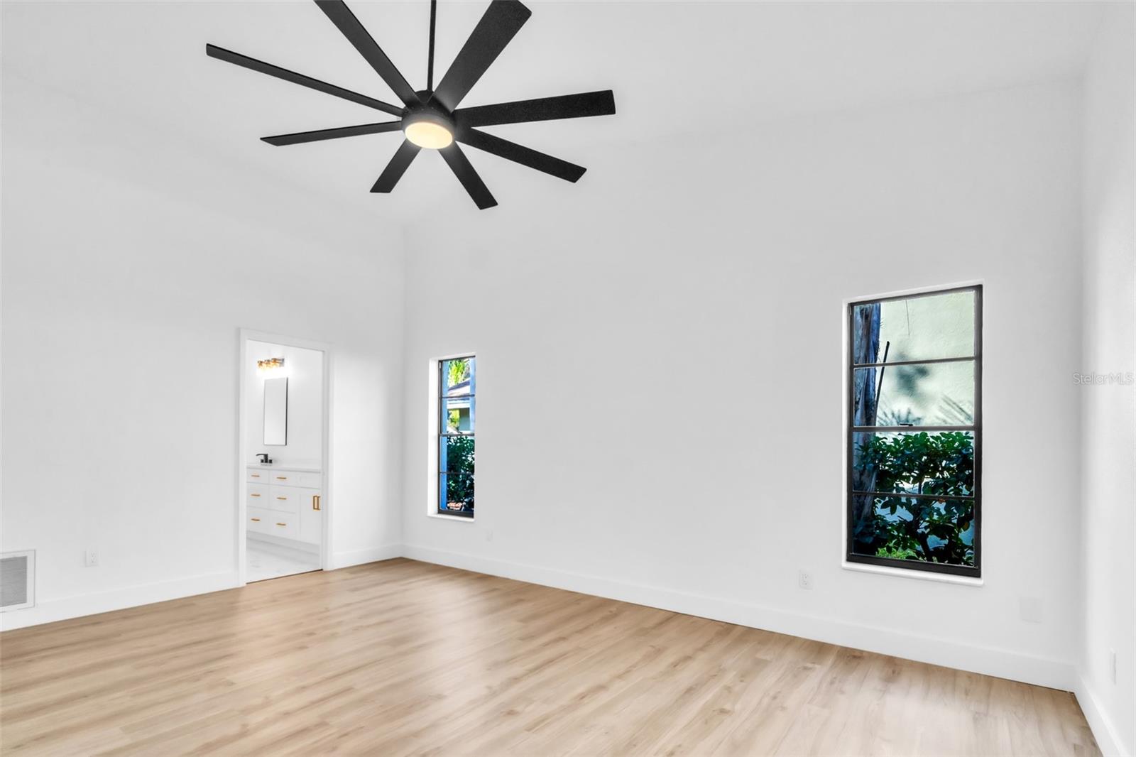 1110 WOODCREST AVE, SAFETY HARBOR, FL, 34695