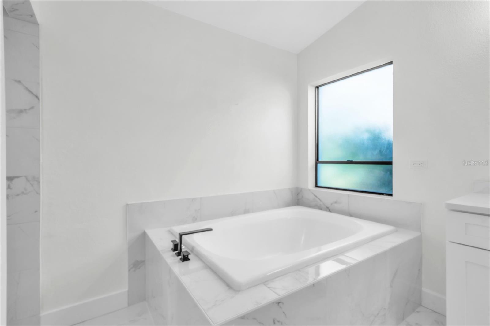 1110 WOODCREST AVE, SAFETY HARBOR, FL, 34695