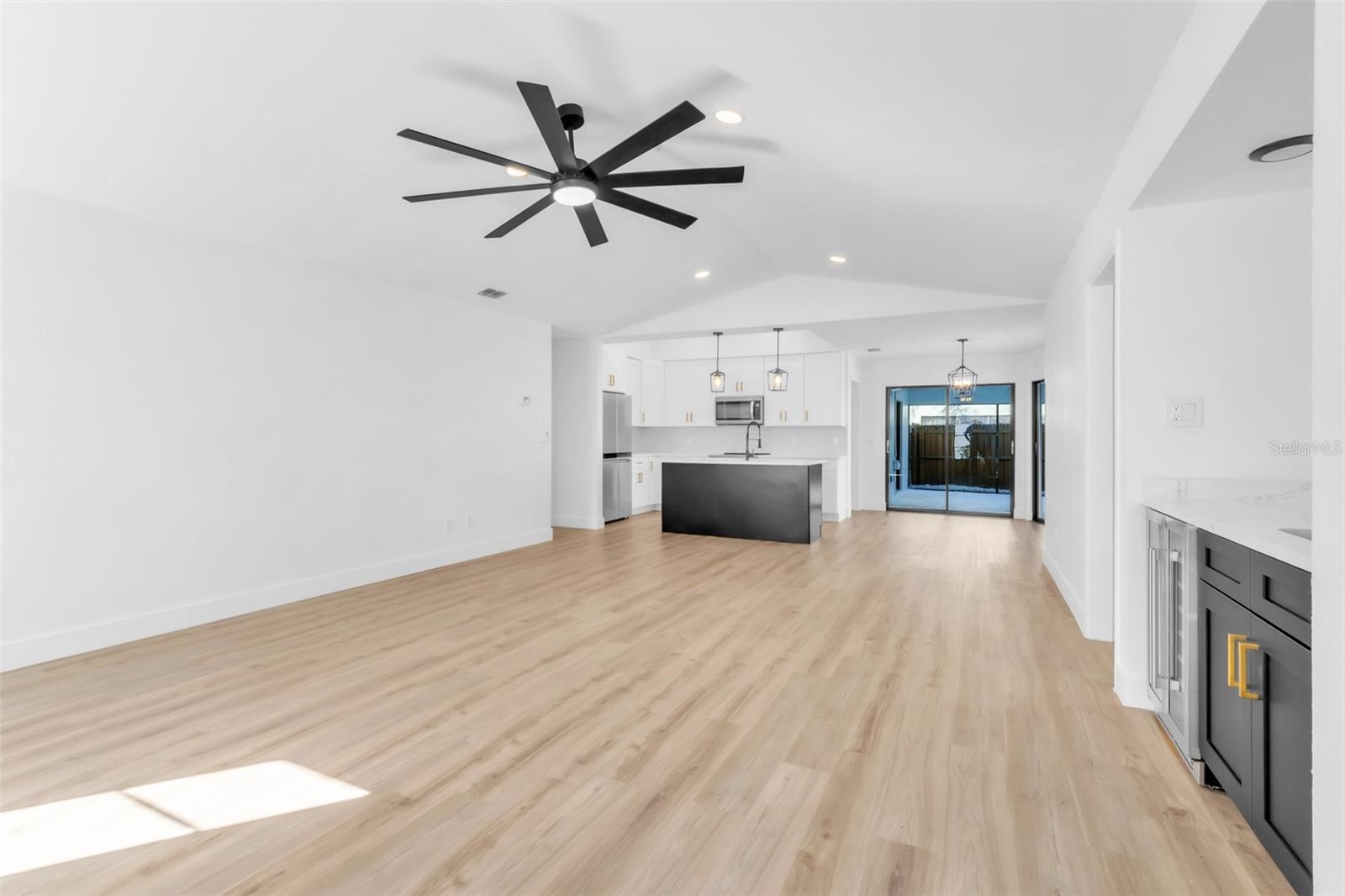 1110 WOODCREST AVE, SAFETY HARBOR, FL, 34695