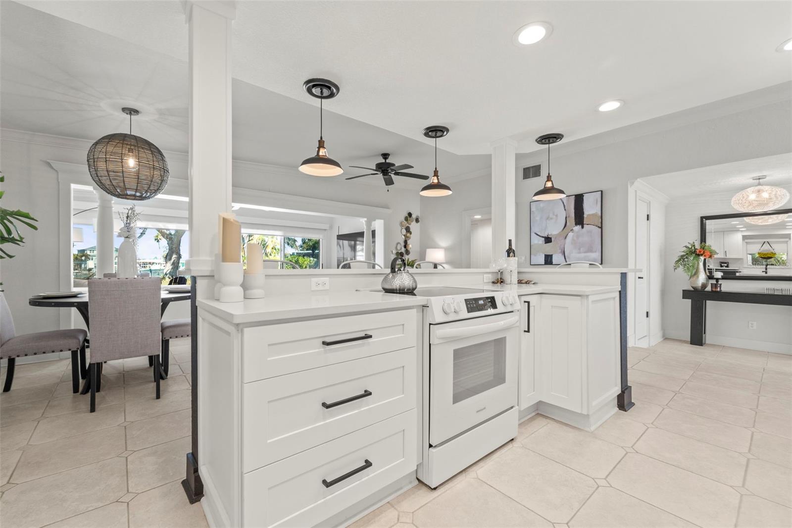 402 161ST AVE, REDINGTON BEACH, FL, 33708