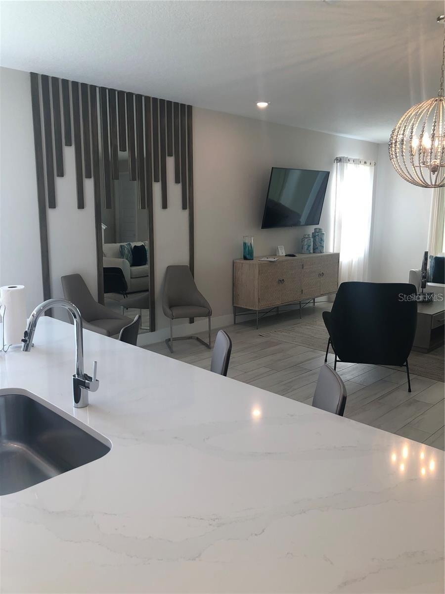 820 DRIVING RANGE CT, REUNION, FL, 34747