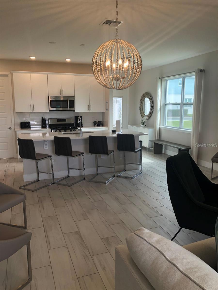 820 DRIVING RANGE CT, REUNION, FL, 34747