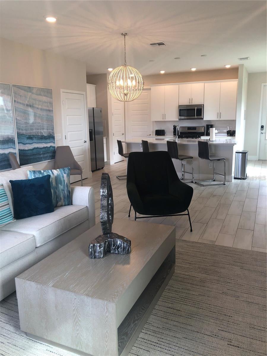 820 DRIVING RANGE CT, REUNION, FL, 34747