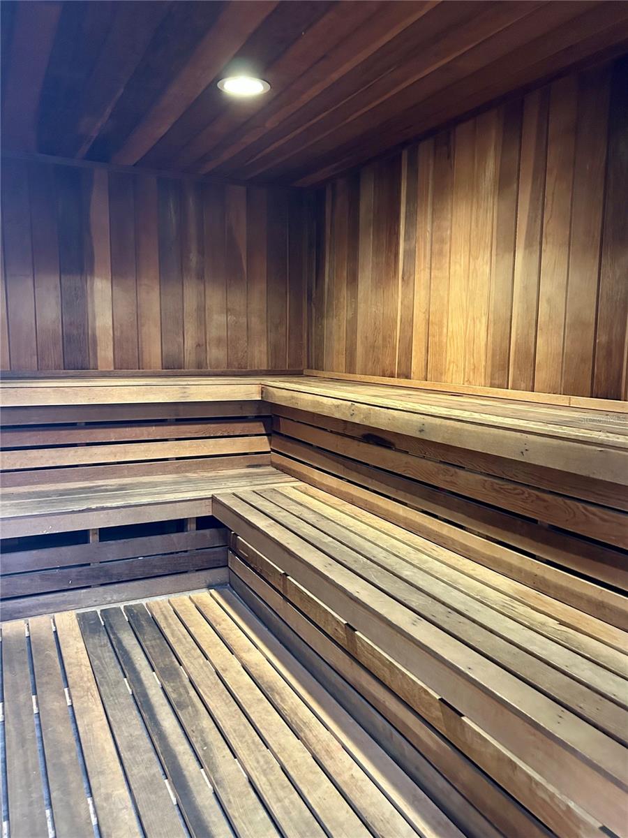 7050 SUNSET DR S #716, SOUTH PASADENA, FL, 33707