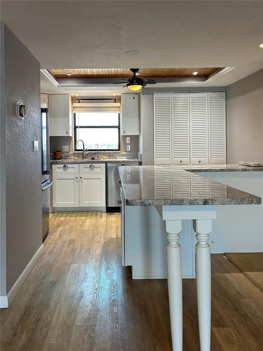 7050 SUNSET DR S #716, SOUTH PASADENA, FL, 33707