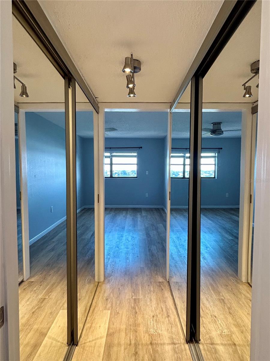 7050 SUNSET DR S #716, SOUTH PASADENA, FL, 33707