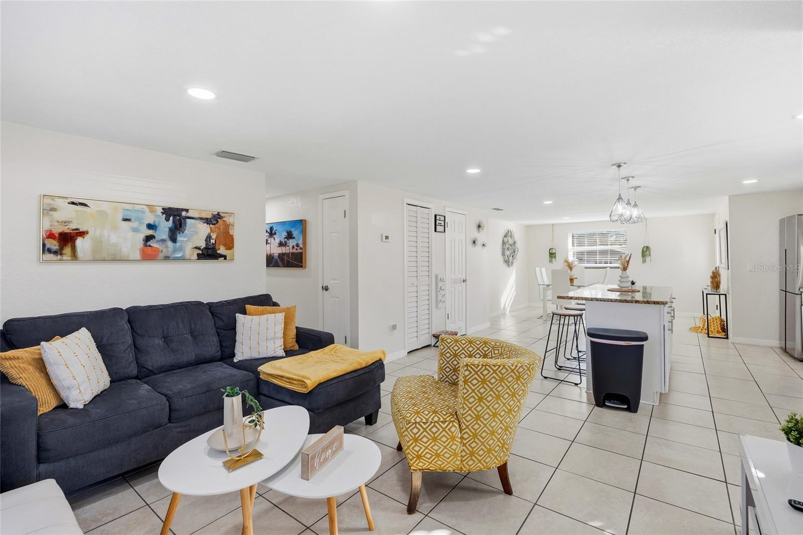 10001 N ANNETTE AVE, TAMPA, FL, 33612