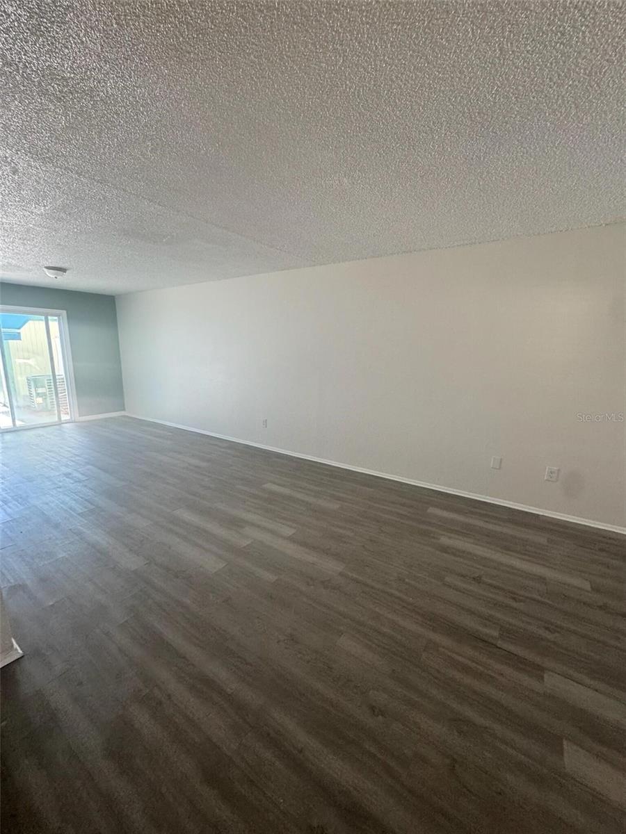 5266 TENNIS COURT CIR, TAMPA, FL, 33617