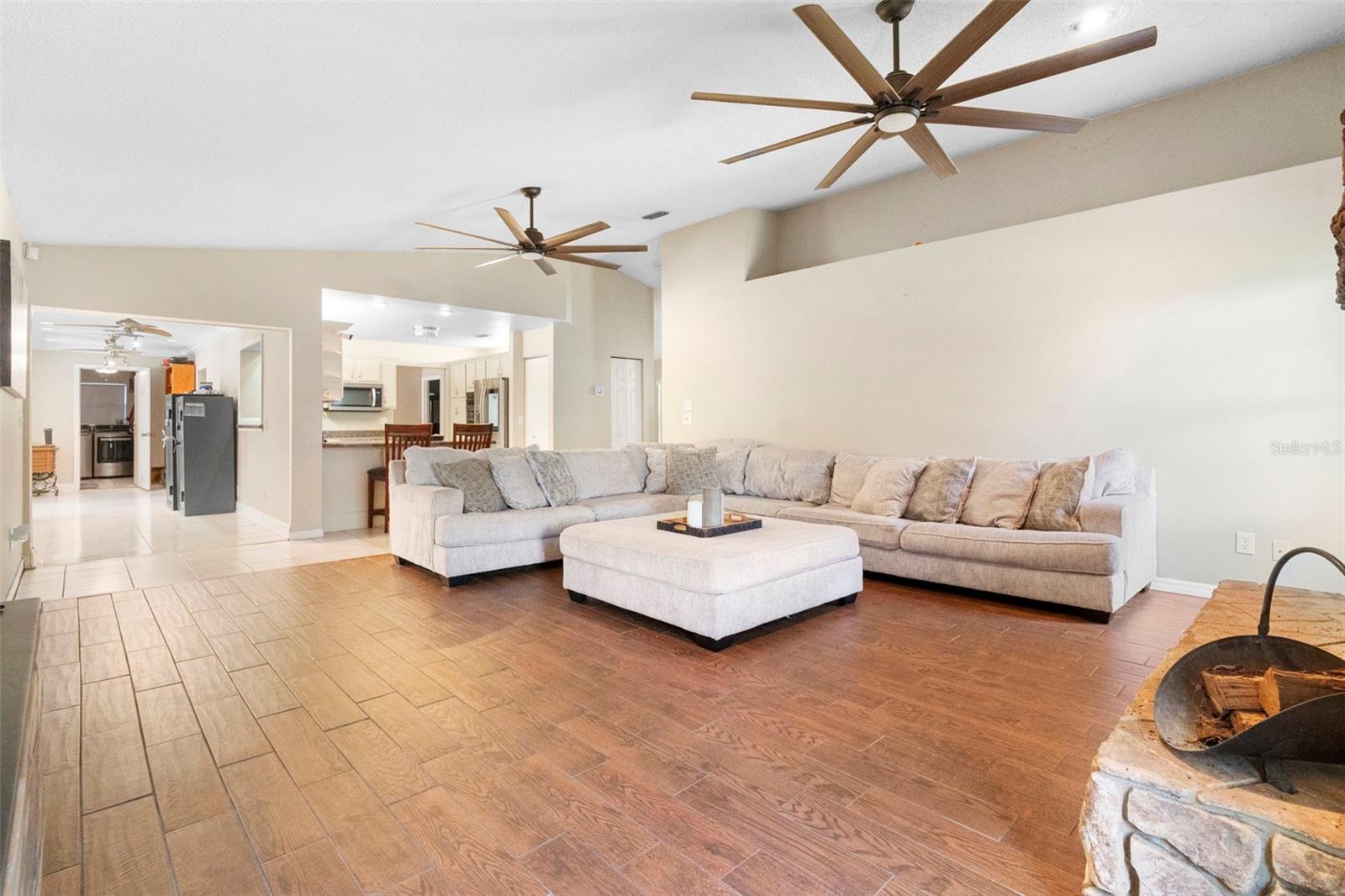 3080 RAGIS RD, EDGEWATER, FL, 32132