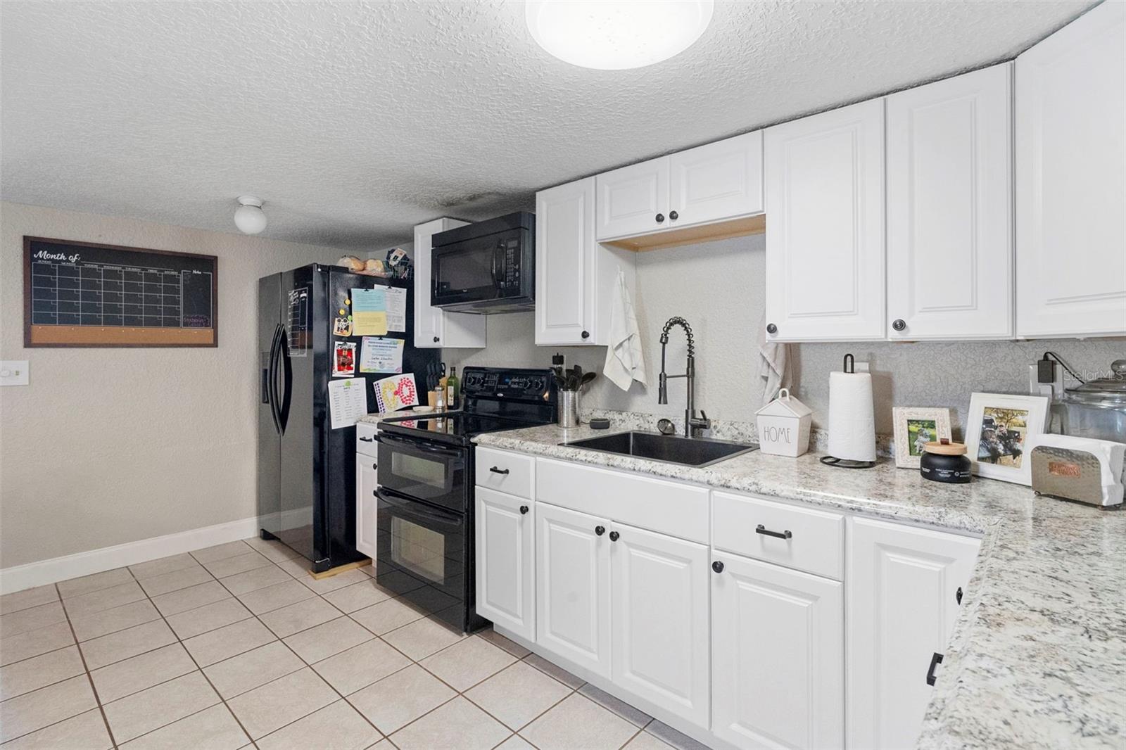 3080 RAGIS RD, EDGEWATER, FL, 32132