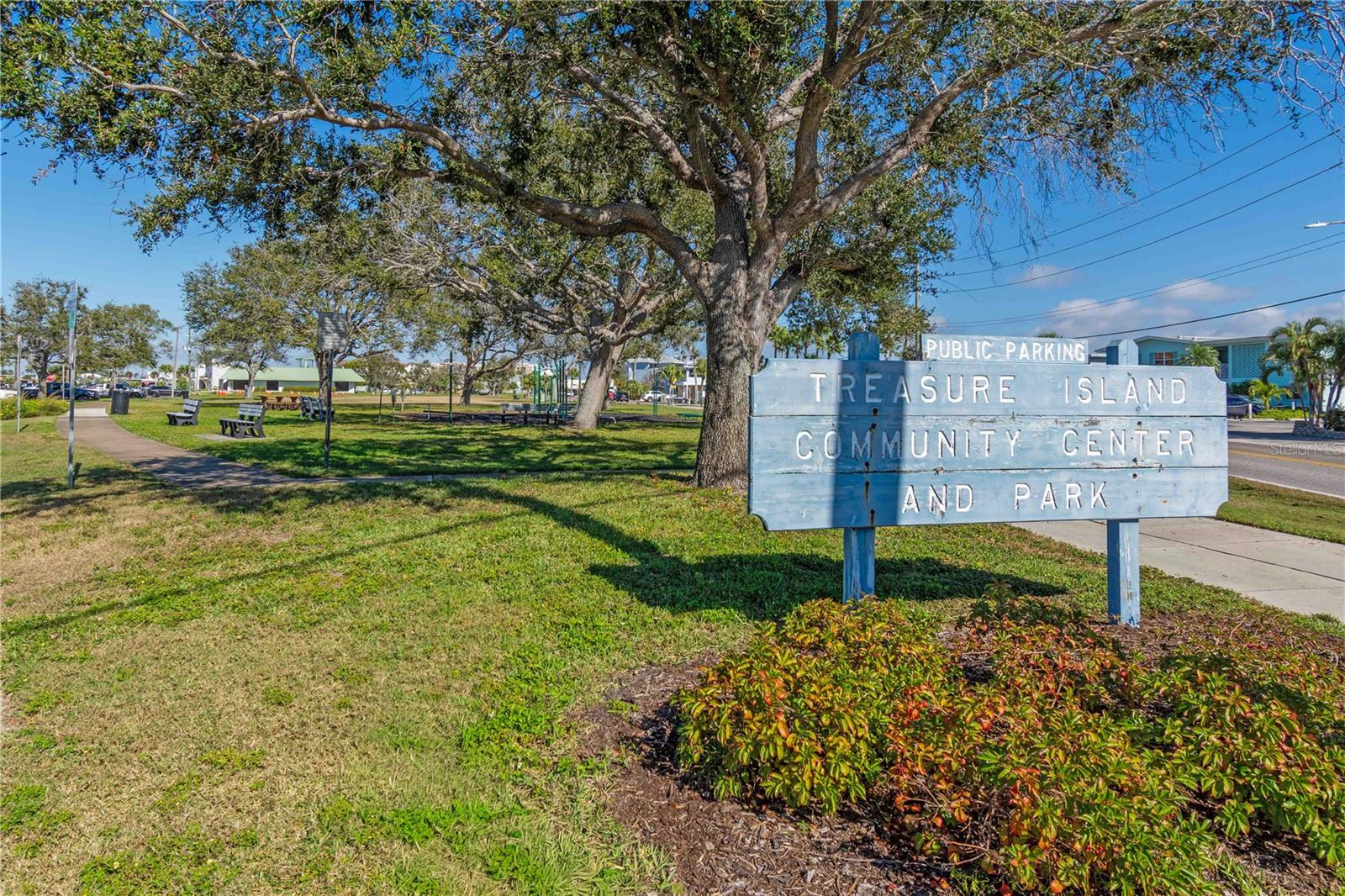 35 79TH TER, TREASURE ISLAND, FL, 33706