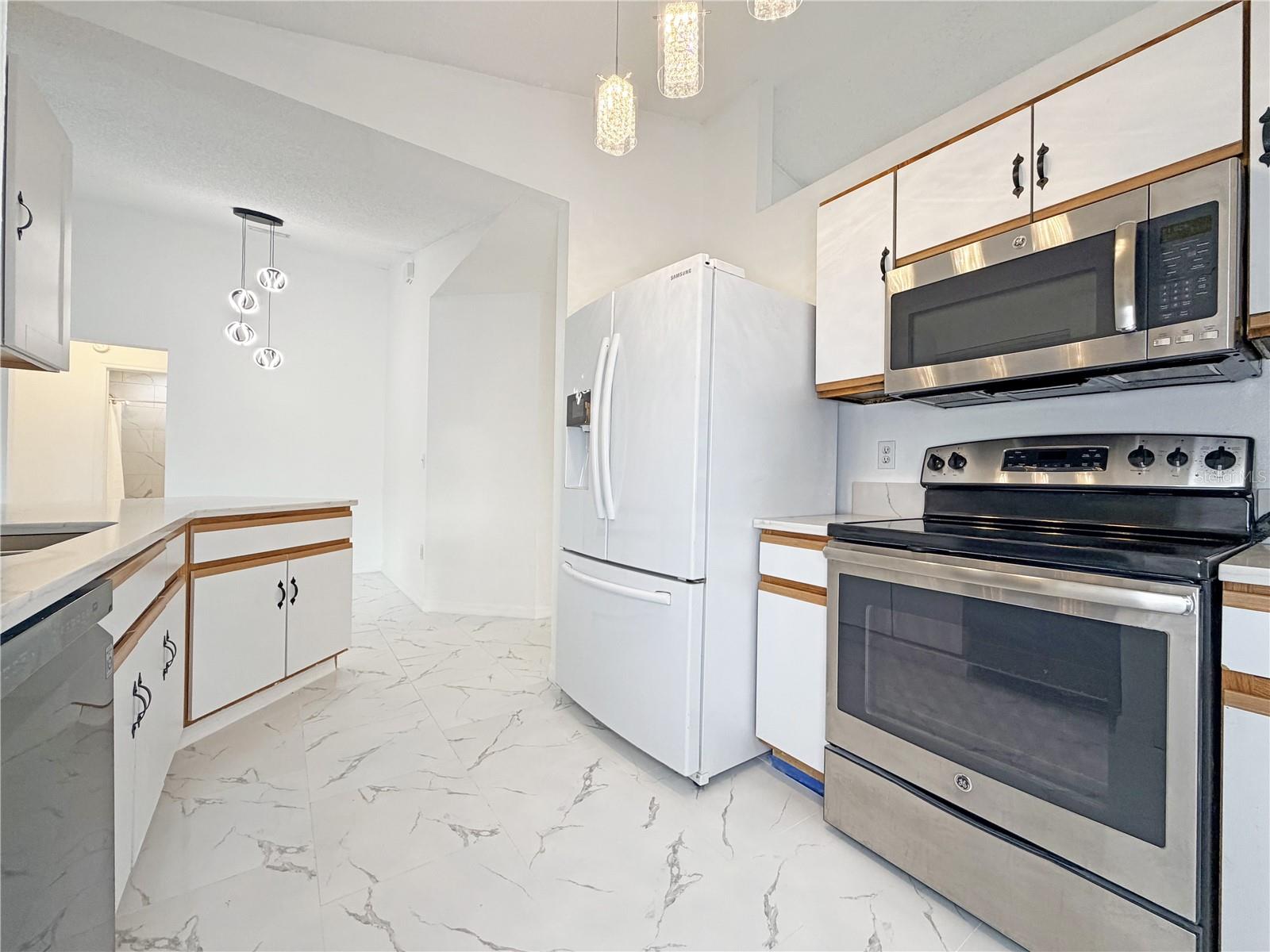 1820 HALLCREST DR, DELTONA, FL, 32725