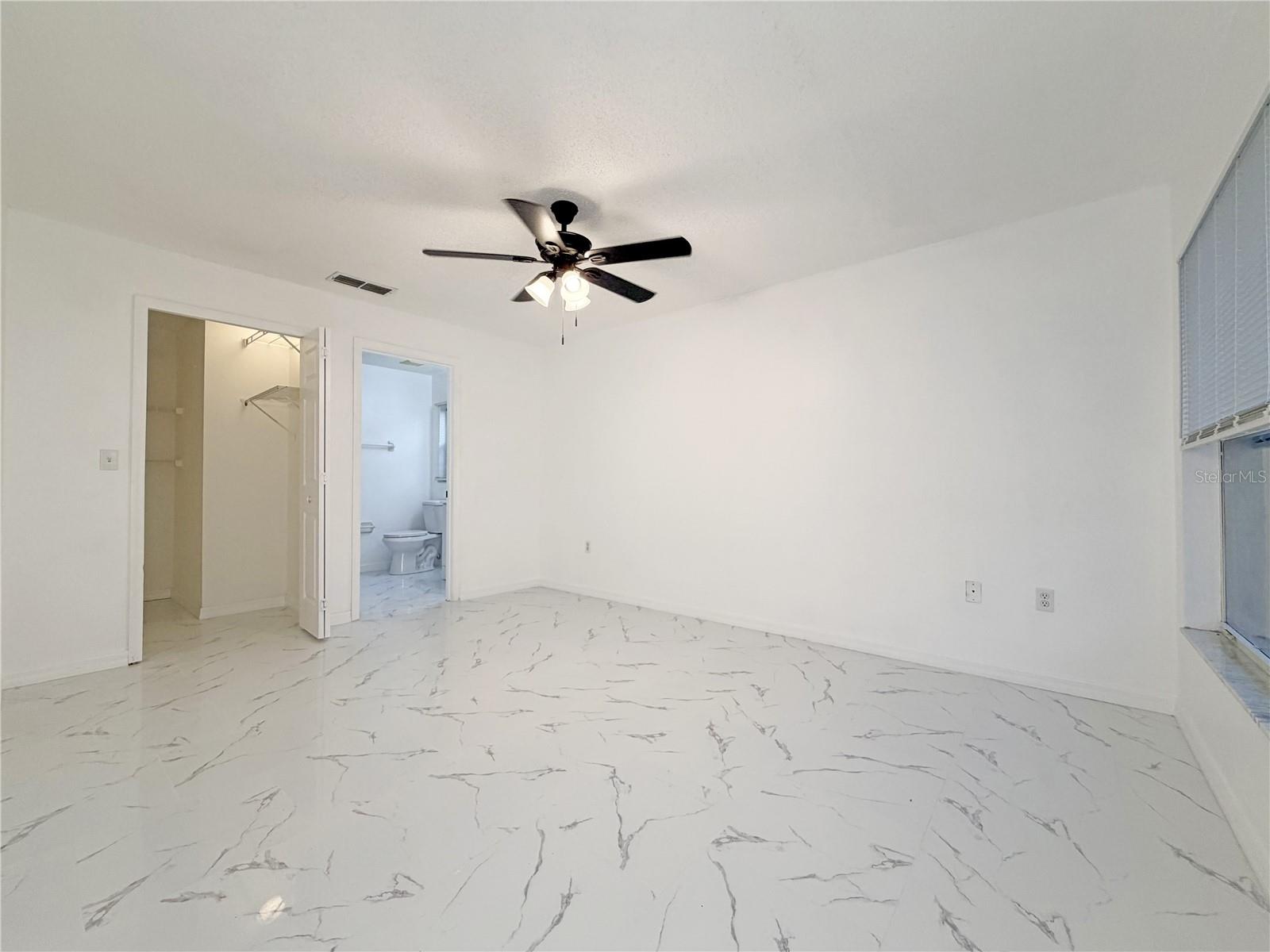 1820 HALLCREST DR, DELTONA, FL, 32725