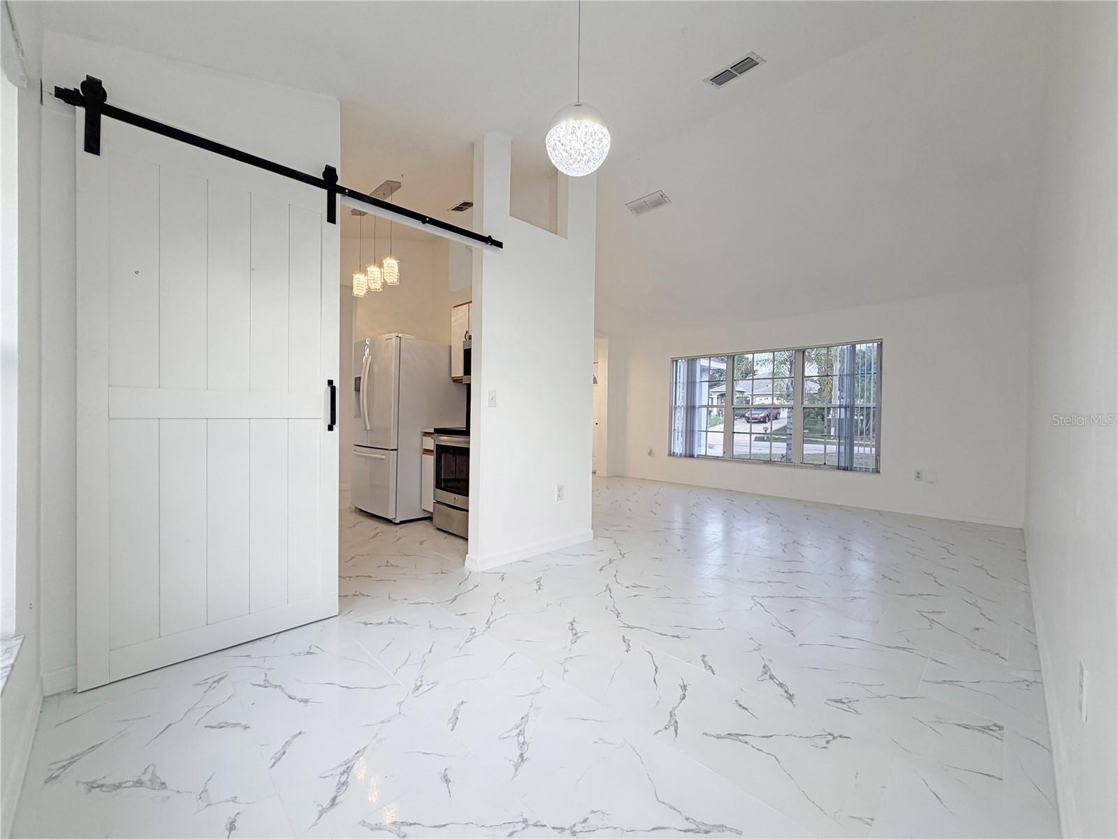 1820 HALLCREST DR, DELTONA, FL, 32725