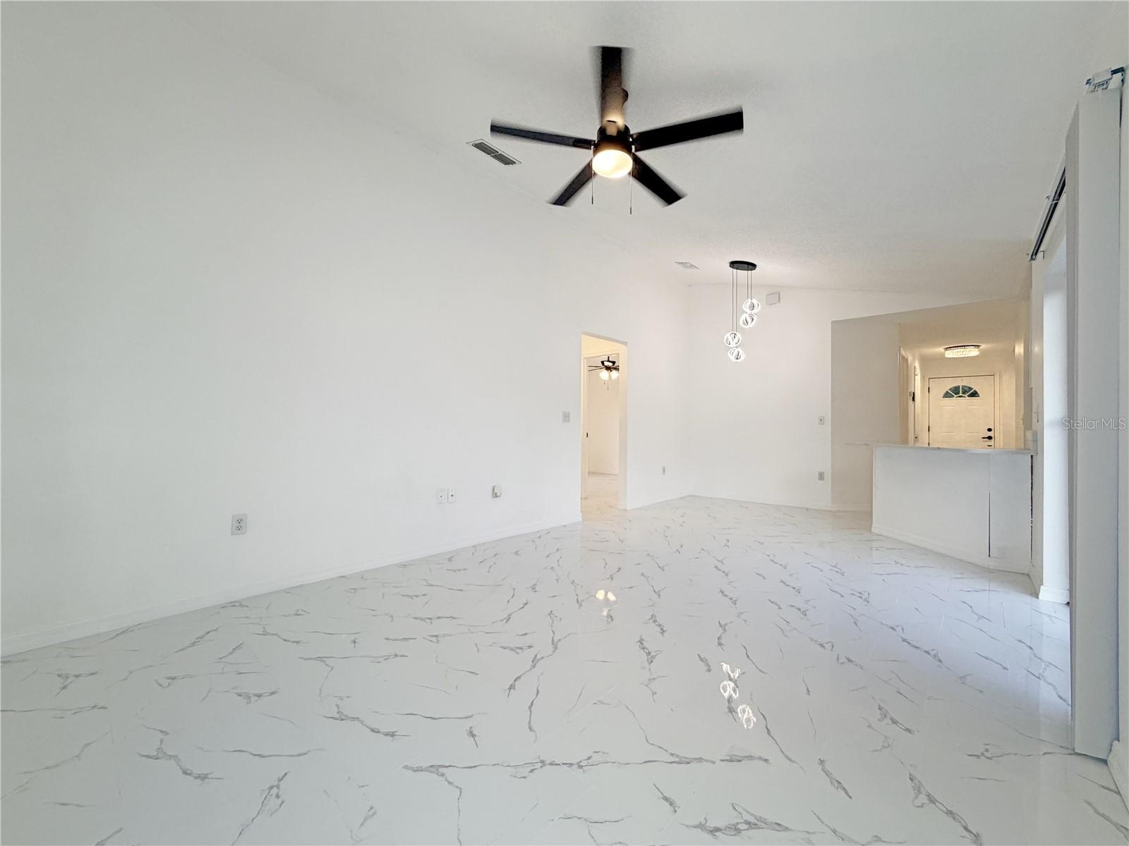 1820 HALLCREST DR, DELTONA, FL, 32725