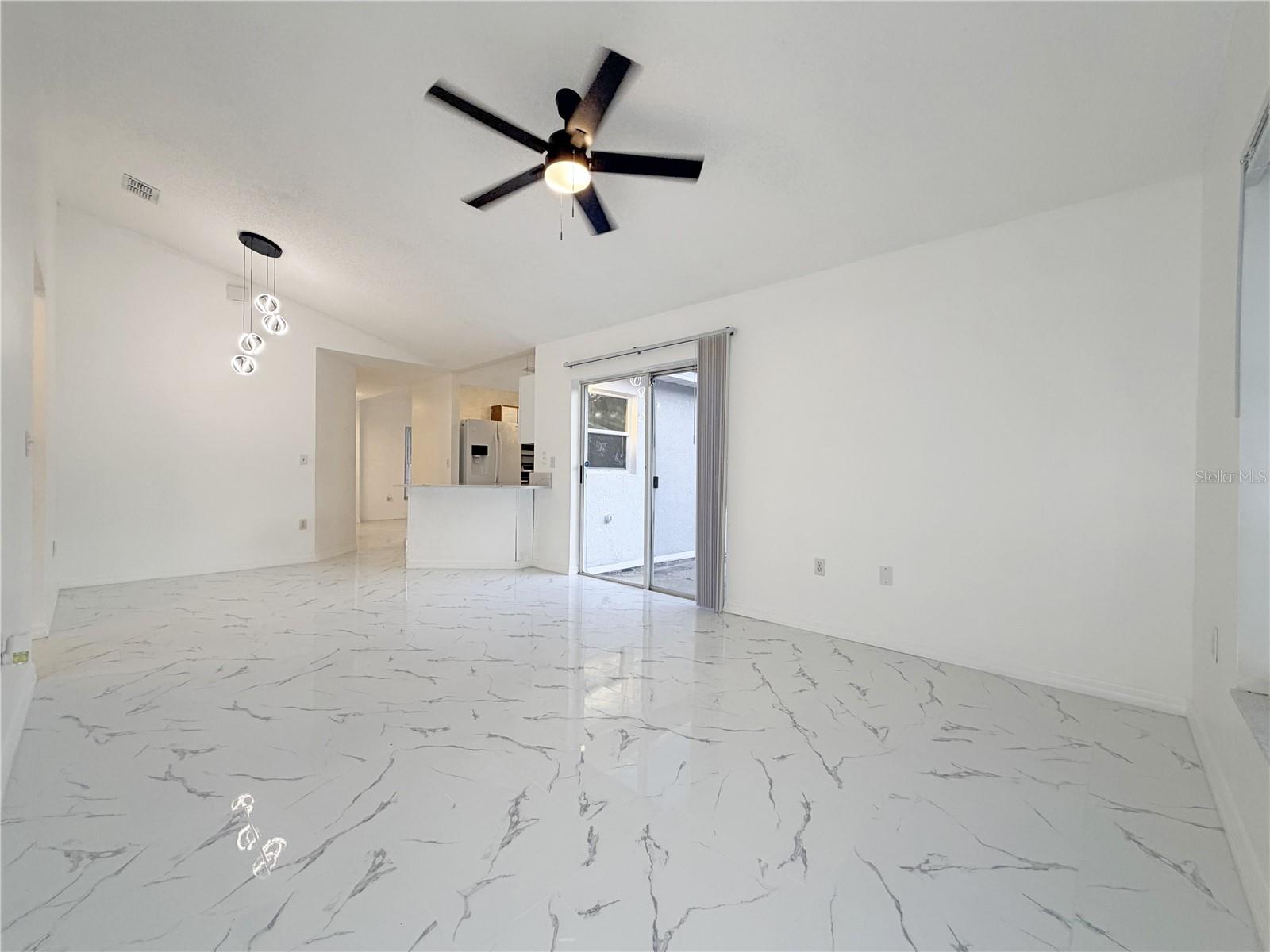 1820 HALLCREST DR, DELTONA, FL, 32725