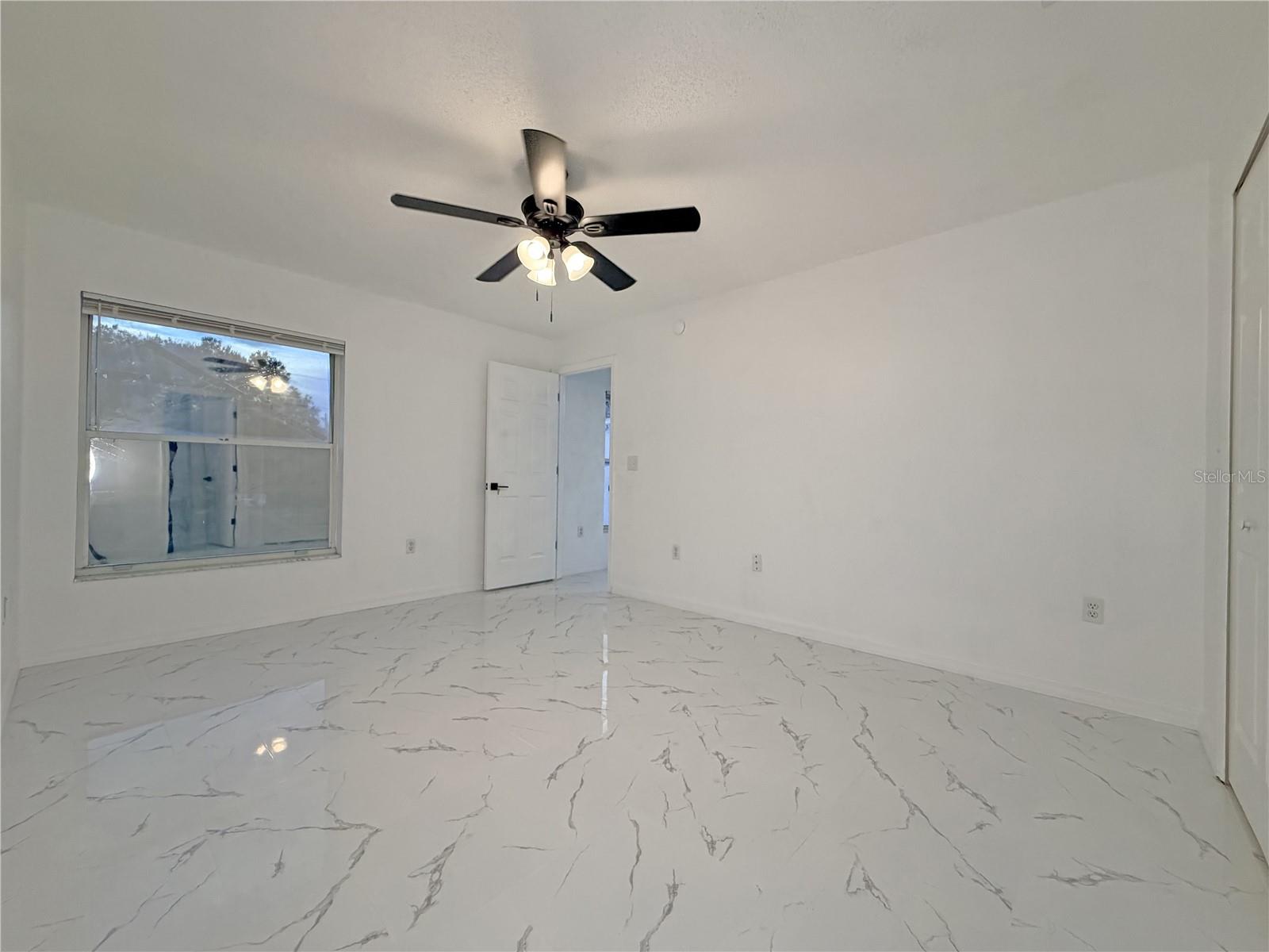 1820 HALLCREST DR, DELTONA, FL, 32725