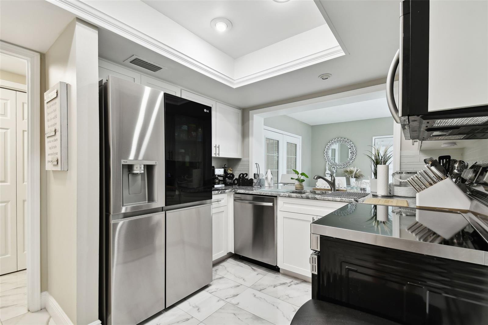 14135 CYPRESS CIR, TAMPA, FL, 33618