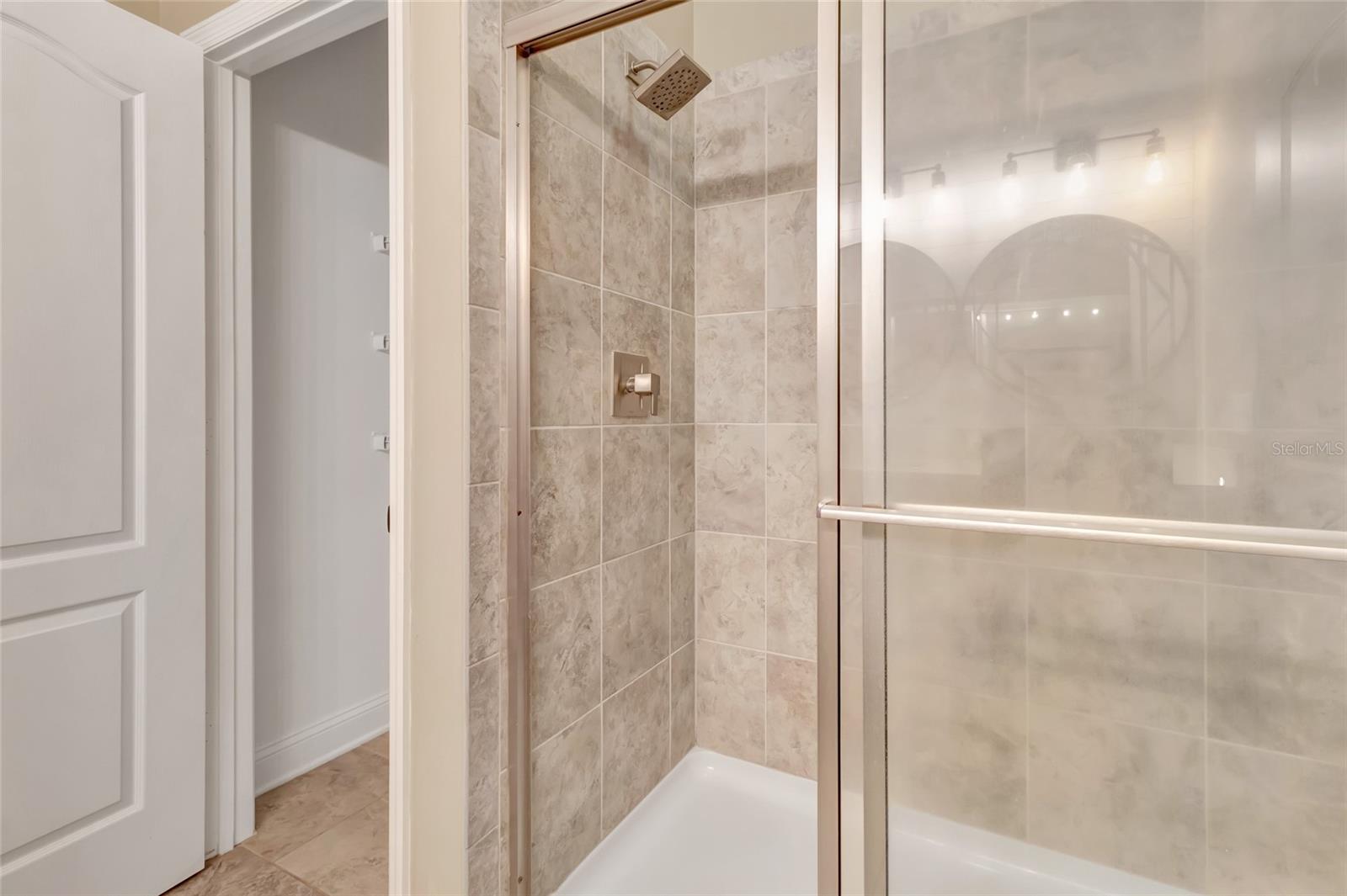 549 CHAMPION RIDGE DR, DAYTONA BEACH, FL, 32124